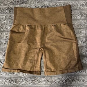 NVGTN Bronze Women's High-Waisted Shorts